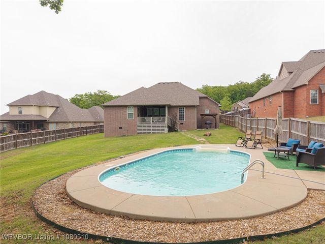 6914 Woodhaven Circle, Fort Smith, AR 72916