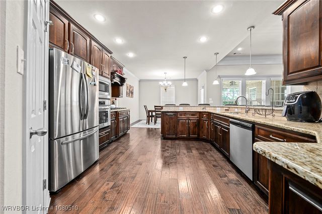 6914 Woodhaven Circle, Fort Smith, AR 72916