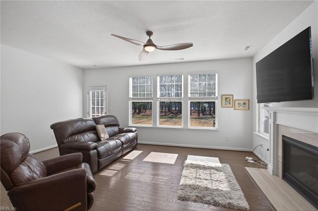 134 Brookside LN, Suffolk, VA 23434