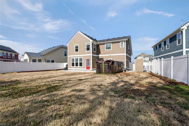 134 Brookside LN, Suffolk, VA 23434