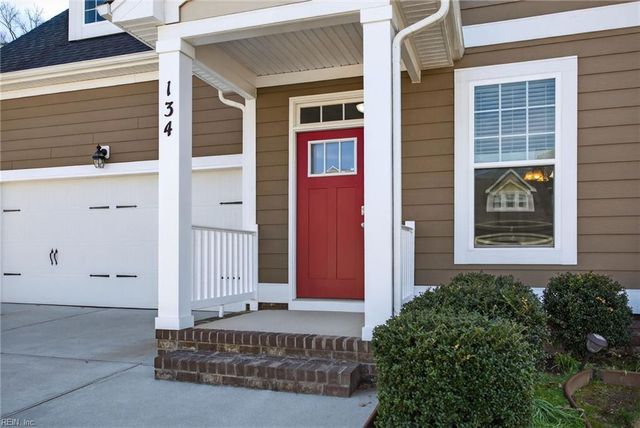 134 Brookside LN, Suffolk, VA 23434