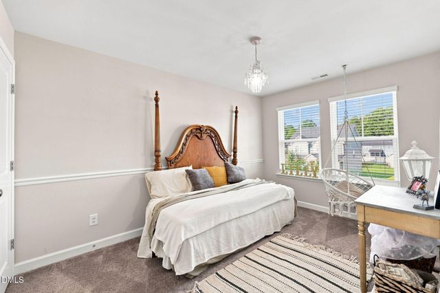 810 Journey Lane, Mebane, NC 27302