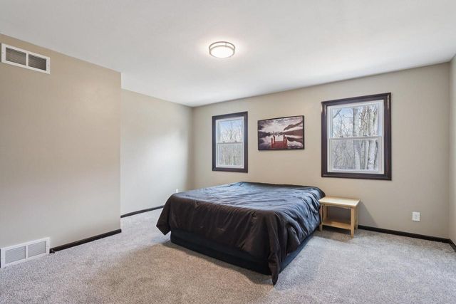 N87W36989 Mapleton ROAD, Oconomowoc, WI 53066