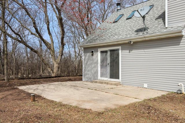 N87W36989 Mapleton ROAD, Oconomowoc, WI 53066