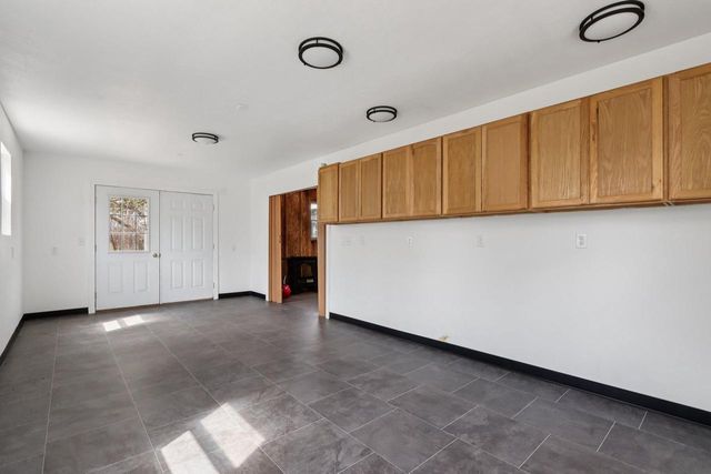 N87W36989 Mapleton ROAD, Oconomowoc, WI 53066