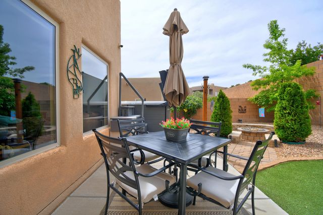 5016 San Adan Avenue NW, Albuquerque, NM 87120