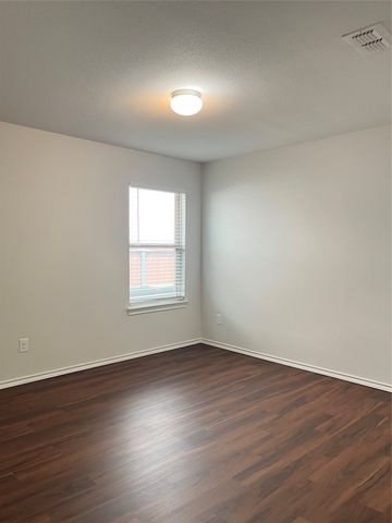 3736 Maroon Creek Road, Aubrey, TX 76227
