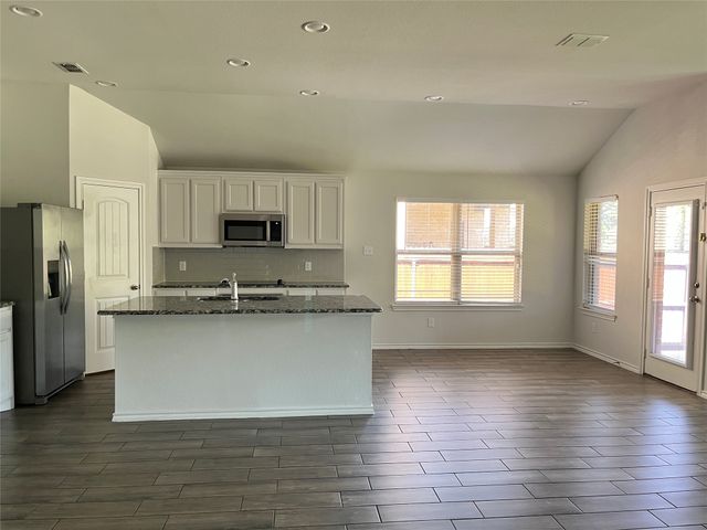 3736 Maroon Creek Road, Aubrey, TX 76227