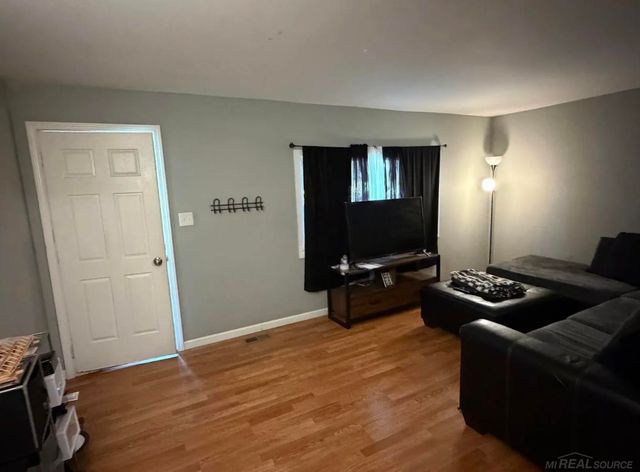 3348 Wasmund Avenue, Warren, MI 48091