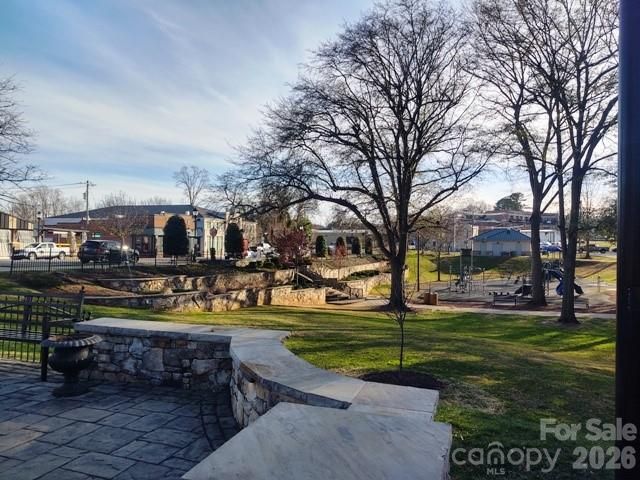 29 N Main Street N, Belmont, NC 28012