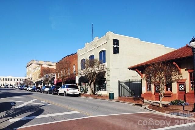 29 N Main Street N, Belmont, NC 28012