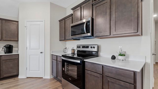 609 Dunhill Road, Nevada, TX 75173