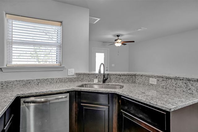 2709 Washington Street, Denison, TX 75020