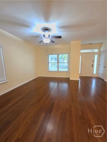 503 E 32nd Street E, Savannah, GA 31401