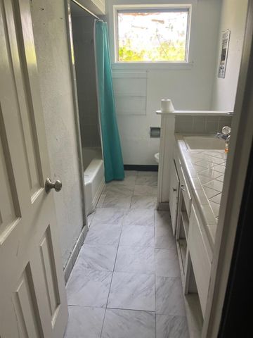 13306 Sunrose Lane, Houston, TX 77045