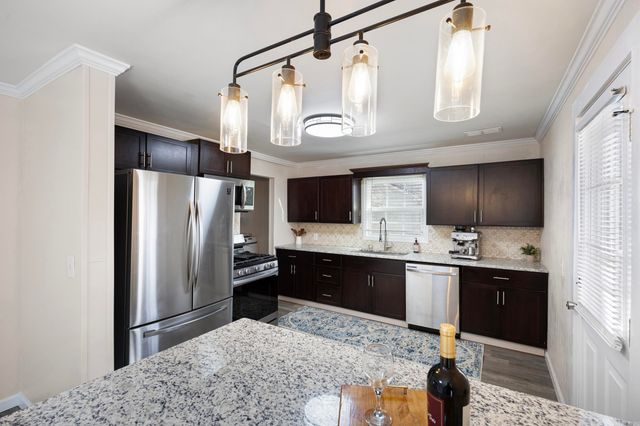 610 NE 2nd, Atkins, AR 72823