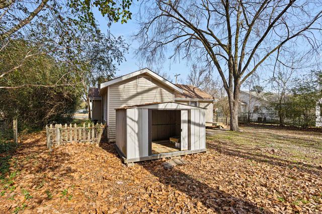 610 NE 2nd, Atkins, AR 72823