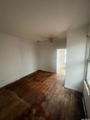 1015 rogers, San Antonio, TX 78202