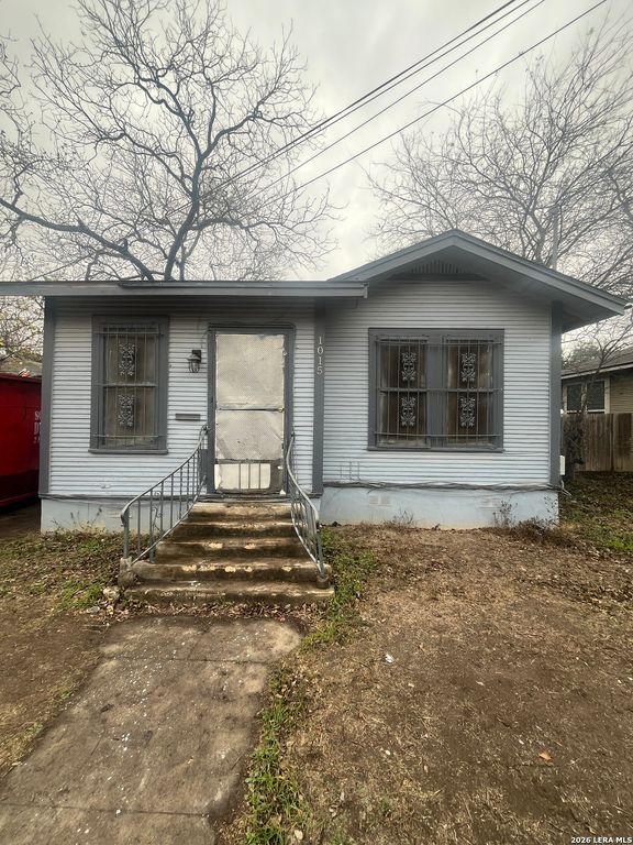 1015 rogers, San Antonio, TX 78202