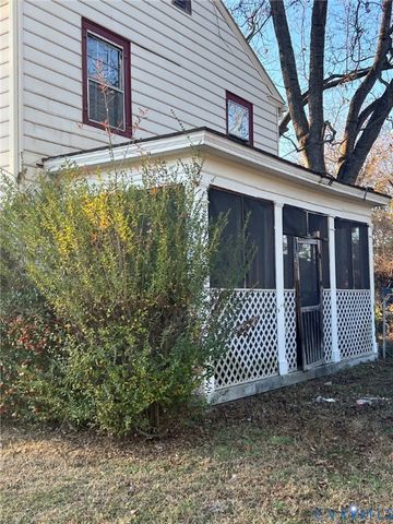 1633 Stuart Ave, Petersburg, VA 23803