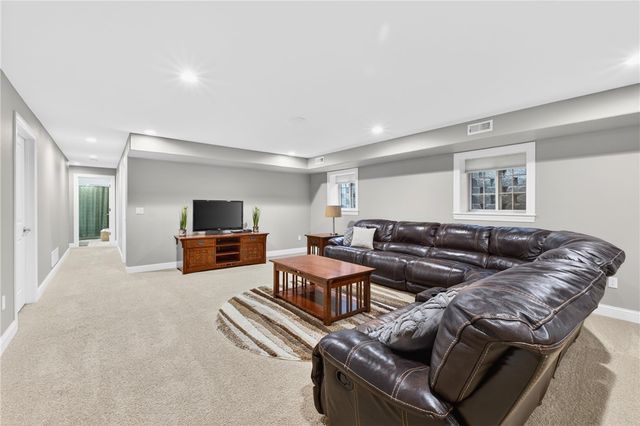 2071 Greenbriar Road, Billings, MT 59105