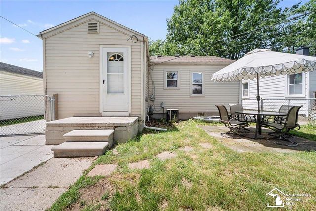 6717 Cornell Street, Taylor, MI 48180