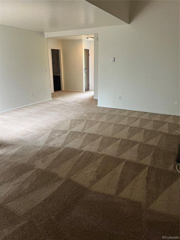 2458 S Victor Street E, Aurora, CO 80014