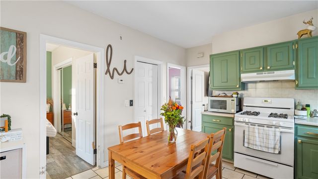 18 Amory Street, Providence, RI 02904