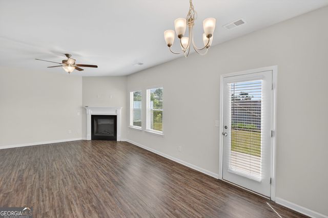 185 Madison Bend, Woodstock, GA 30188