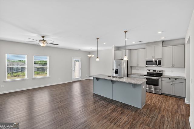 185 Madison Bend, Woodstock, GA 30188