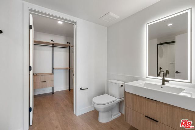 10700 Tabor Street 313, Los Angeles, CA 90034