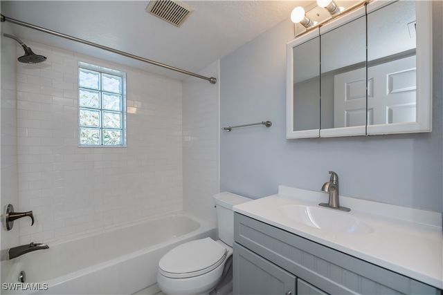 1051 Forrest Nelson BLVD D-104, Port Charlotte, FL 33952