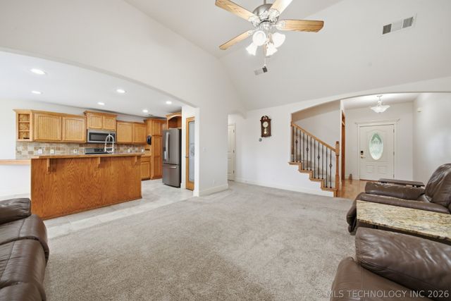 5675 E 144th Street North, Collinsville, OK 74021
