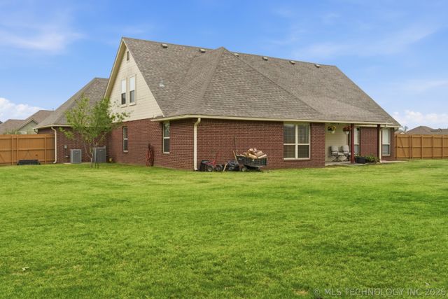 5675 E 144th Street North, Collinsville, OK 74021