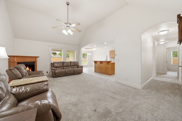5675 E 144th Street North, Collinsville, OK 74021