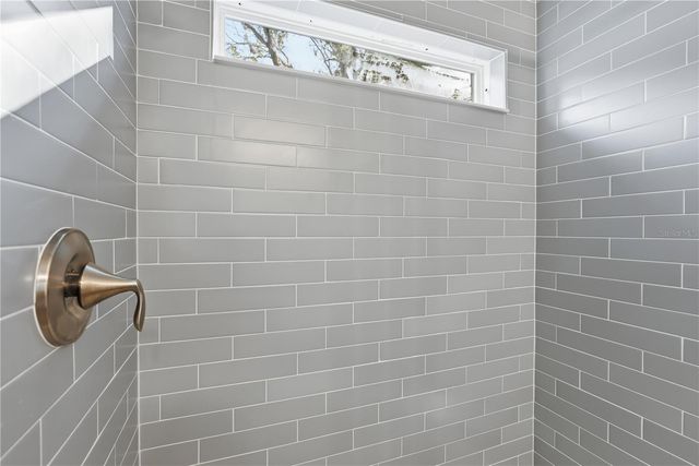 2006 S MAPLE AVENUE, Sanford, FL 32771