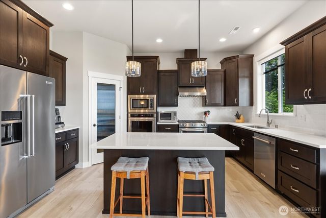 20434 Benson Ridge Lane, Mount Vernon, WA 98274