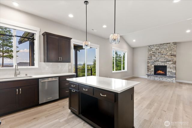 20434 Benson Ridge Lane, Mount Vernon, WA 98274