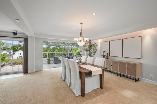 34 Willowview Ct, Danville, CA 94526