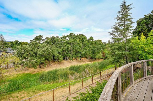 34 Willowview Ct, Danville, CA 94526