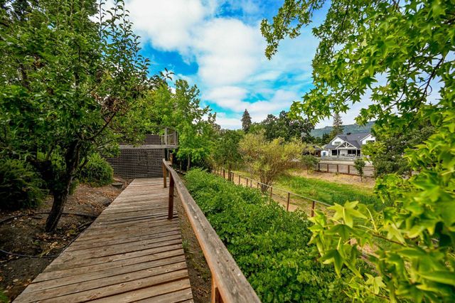 34 Willowview Ct, Danville, CA 94526