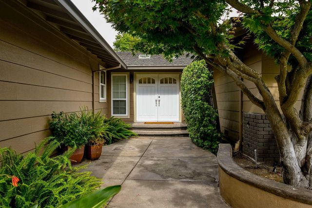 34 Willowview Ct, Danville, CA 94526