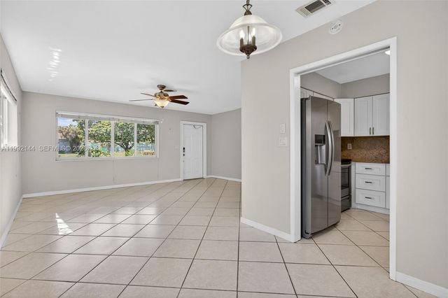 3900 NE 22nd Avenue, Lighthouse Point, FL 33064