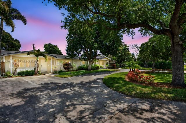 3900 NE 22nd Avenue, Lighthouse Point, FL 33064