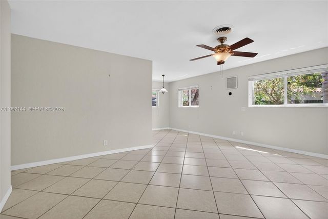 3900 NE 22nd Avenue, Lighthouse Point, FL 33064