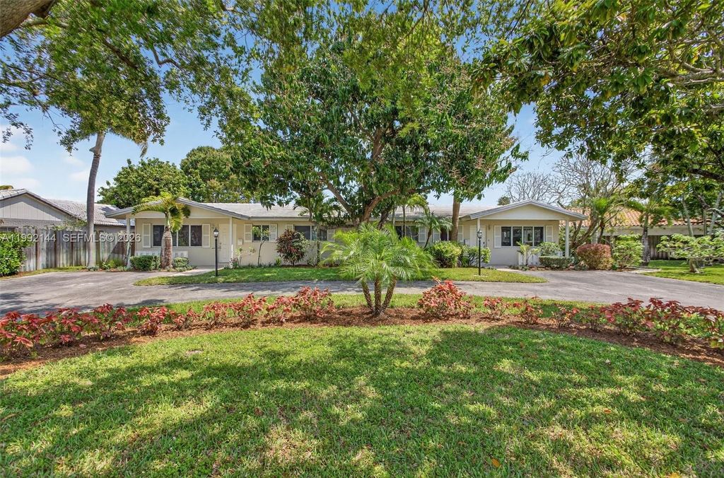 3900 NE 22nd Avenue, Lighthouse Point, FL 33064