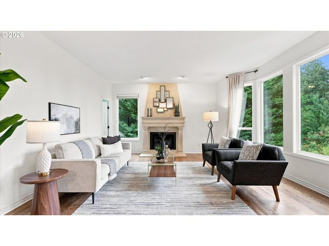 1373 SKYE Pkwy, West Linn, OR 97068