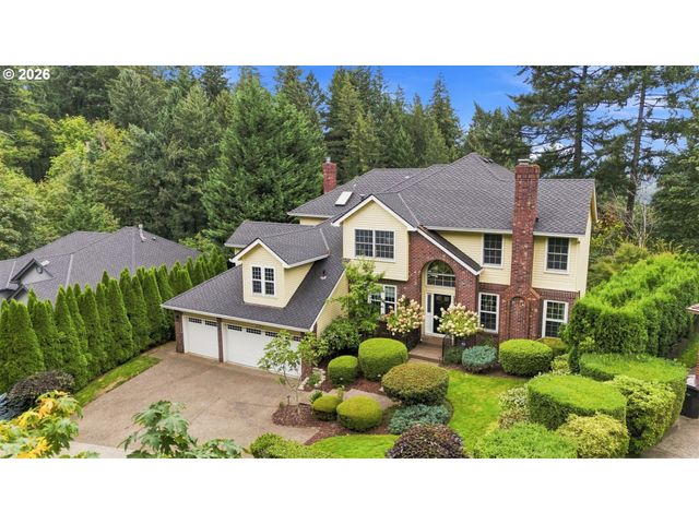 1373 SKYE Pkwy, West Linn, OR 97068
