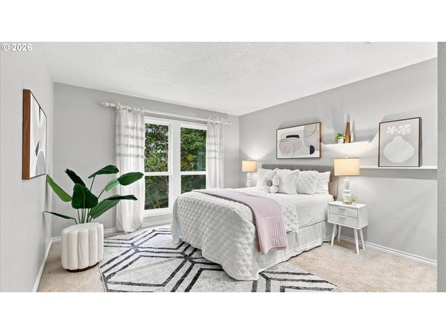 1373 SKYE Pkwy, West Linn, OR 97068