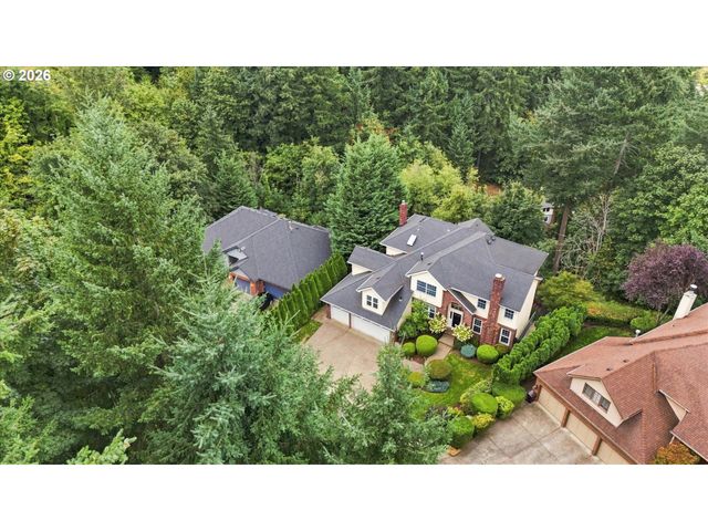 1373 SKYE Pkwy, West Linn, OR 97068